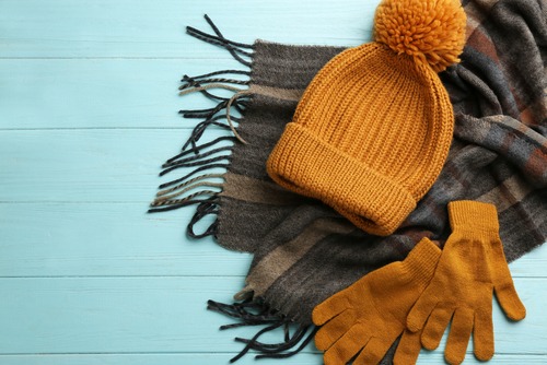 Scarf hat and gloves 